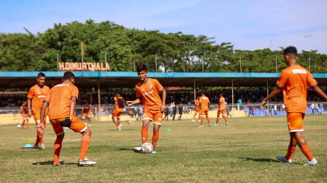 Pemain Persiraja Banda Aceh di Liga 2 2022/23. Foto: Suparta/acehkini 
