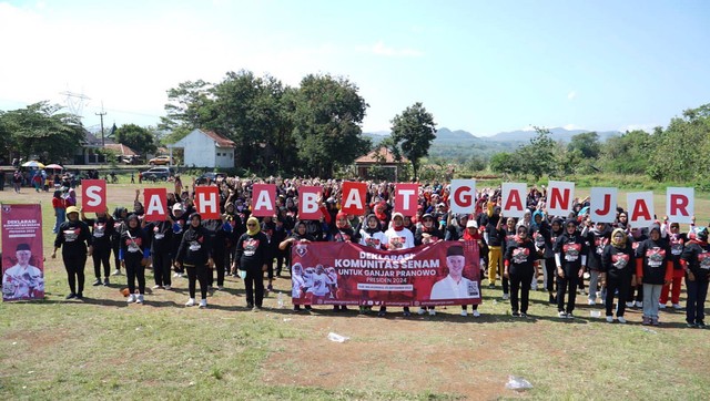 Sahabat Ganjar menghimpun dukungan dari komunitas senam di Kecamatan Cigasong, Kabupaten Majalengka, Jawa Barat, pada Minggu (25/9). Foto: Dok. Istimewa
