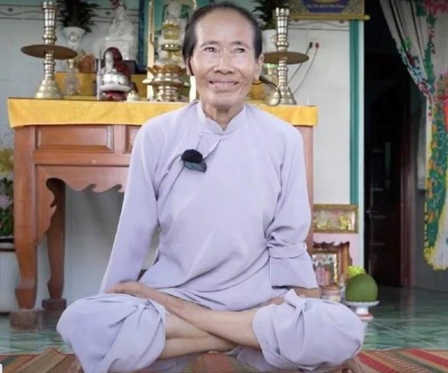 Nenek Ngon asal Vietnam tak makan dan hanya minum saja selama 41 tahun. Foto: Istmewa