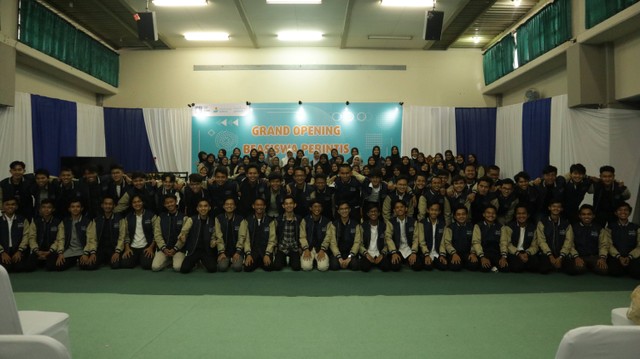 Sebanyak 103 adik beasiswa dalam Grand Opening Beasiswa Perintis 2022, Sabtu (24/9).