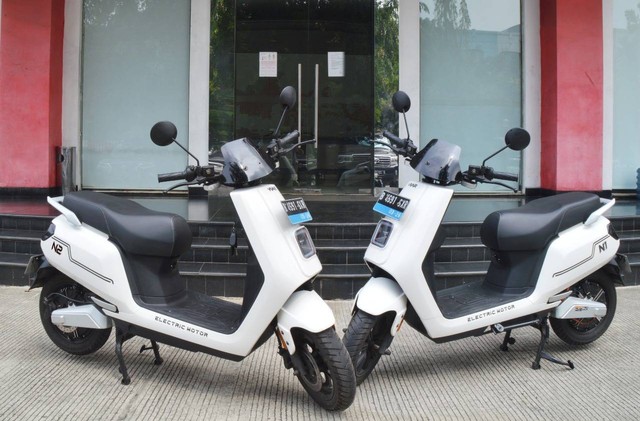 Viar Indonesia meluncurkan sepeda motor listrik Viar N1 dan Viar N2. Foto: Viar