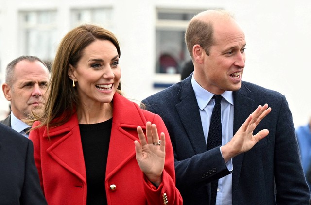 Tampilan Perdana Karakter Kate Middleton & William di The Crown Season 6. Foto: Paul Ellis/Pool via REUTERS