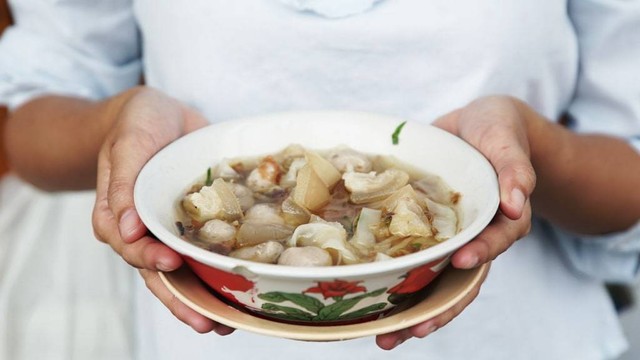 Ilustrasi Bakso Ayam. Foto: kumparan