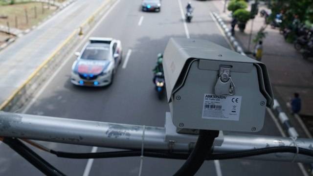CCTV Electronic Traffic Laws Enforcement (ETLE) di Jalan Merdeka Barat, Kamis (16/1). Foto: Helmi Afandi Abdullah/kumparan