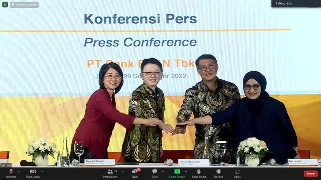 PT Bank BTPN Tbk menyelenggarakan konferensi pers Rapat Umum Pemegang Saham Luar Biasa (RUPSLB). Foto: Bank BTPN