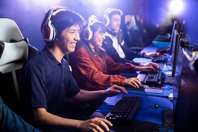 Ilustrasi bermain game Jepang. Foto: Unsplash.com