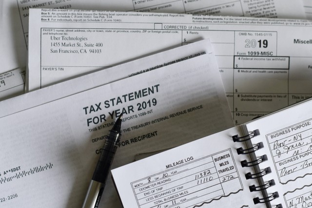 Ilustrasi Tarif GST Atau PPN. Foto: dok. Olga DeLawrence (Unsplash.com)