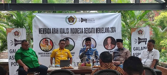Diskusi GASPOL yang digelar PWI Jawa Barat Pokja Gedung Sate di Kapulaga Indonesian Bistro pada Jumat (30/9/2022). Foto: Istimewa