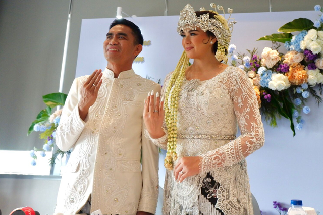 Catherine Wilson menikah dengan Idham Mase. Foto: Mutiara Oktaviana/kumparan