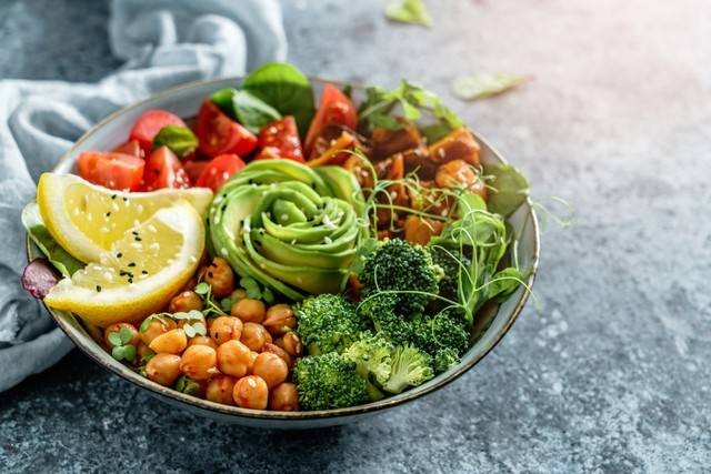Salad buah & sayur. Foto : shutterstock
