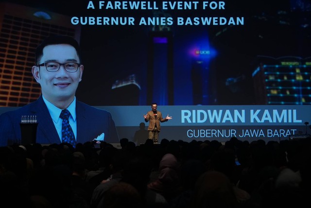Ridwan Kamil saat menghadiri acara perpisahan Anies Baswedan dari kegubernuran DKI di Djakarta Theater, 2 Oktober 2022. Foto: Iqbal Firdaus/kumparan