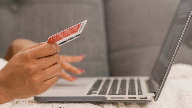 cara mengisi e-Toll lewat m-Banking BNI. pexels.com