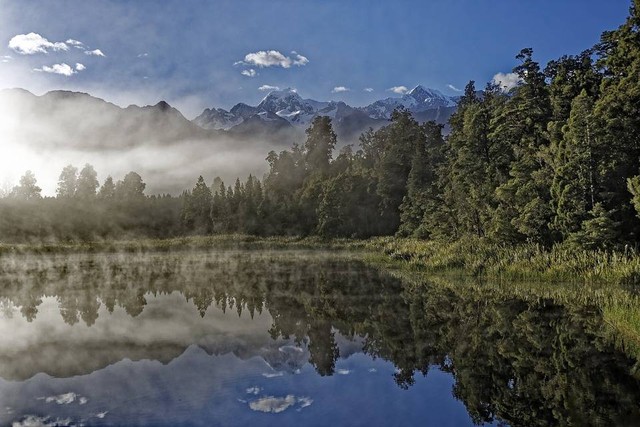 Ilustrasi Gunung Salak Aktif atau Tidak?. (Foto: Makalu by https://pixabay.com/id/)