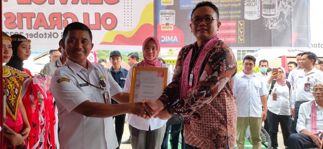 Astra Motor Kalbar bersama AHM hadirkan program vokasi TEFA di SMK Negeri 1 Sintang. Foto: Dok. Astra Motor Kalbar