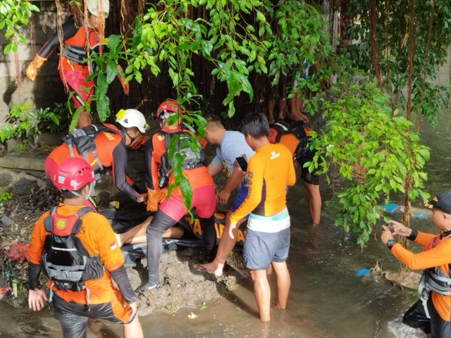 Penemuan korban jiwa banjir Denpasar, Bali - IST