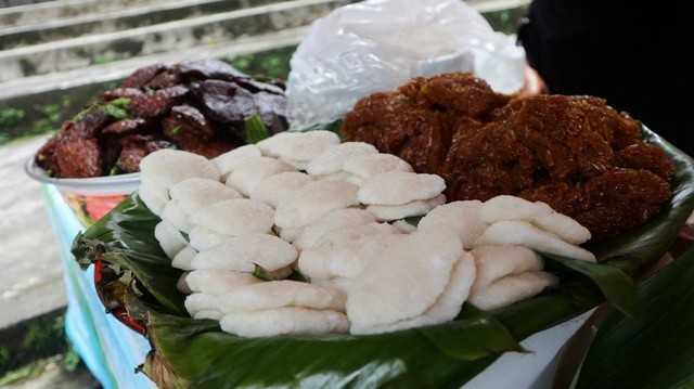 Ilustrasi Kue Tradisional, Kue Lumpang. Foto: kumparan