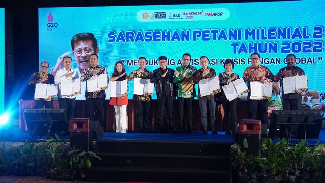 Eratani menjadi salah satu startup di bidang agri-tech yang diundang hadir dalam acara Sarasehan Petani Milenial II 2022 di Claro Hotel, Makassar, pada Jumat, (7/10). Foto: Dok. Eratani