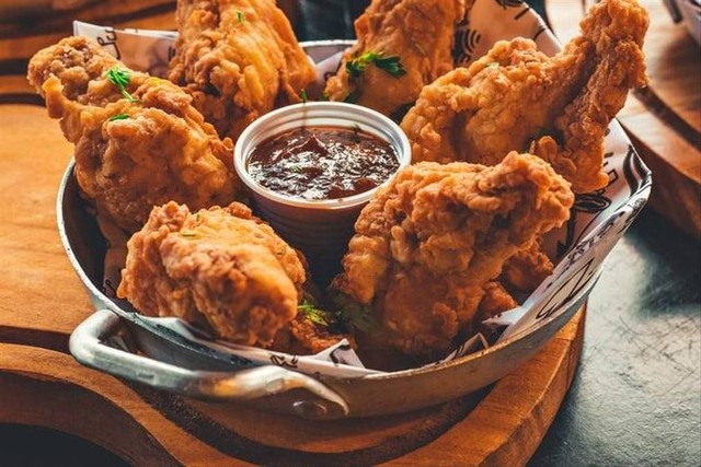 Ilustrasi Ayam Goreng Tepung. Foto: Unsplash