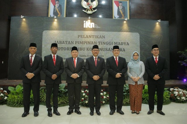 Pelantikan 5 pejabat tinggi Badan Otorita IKN Nusantara. Foto: Dok: Tim transisi IKN