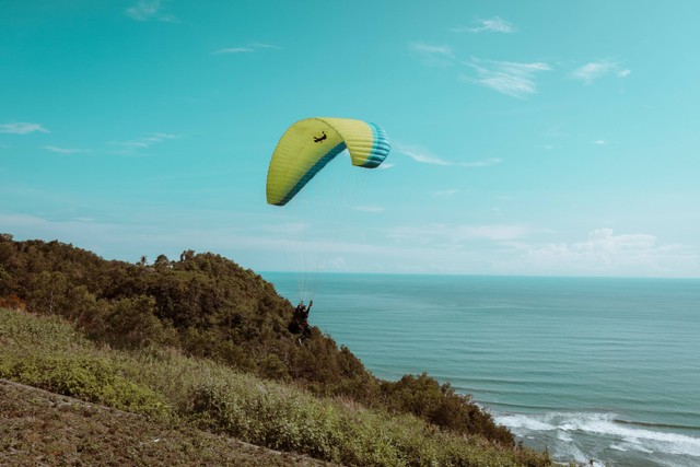 Ilustrasi Pantai di Jawa Tengah yang Terkenal. Foto: Unsplash/joris.