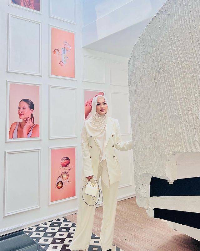 Foto: Instagram.com/elfiraloy