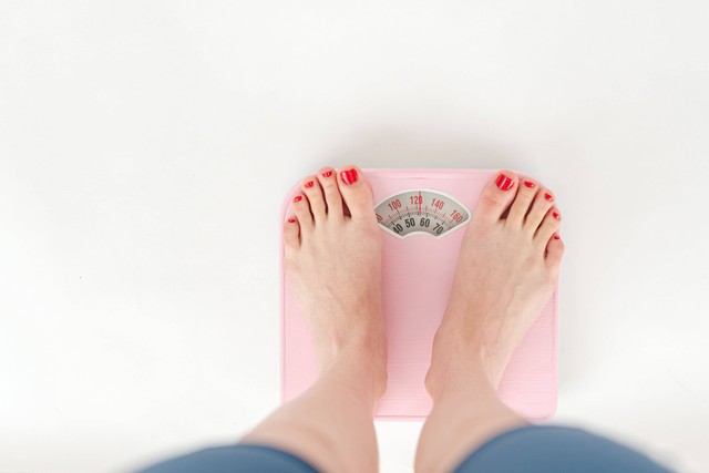 Kekurangan berat badan adalah kondisi ketika indeks massa tubuh di bawah dari batas normal. Foto: Pexels.com