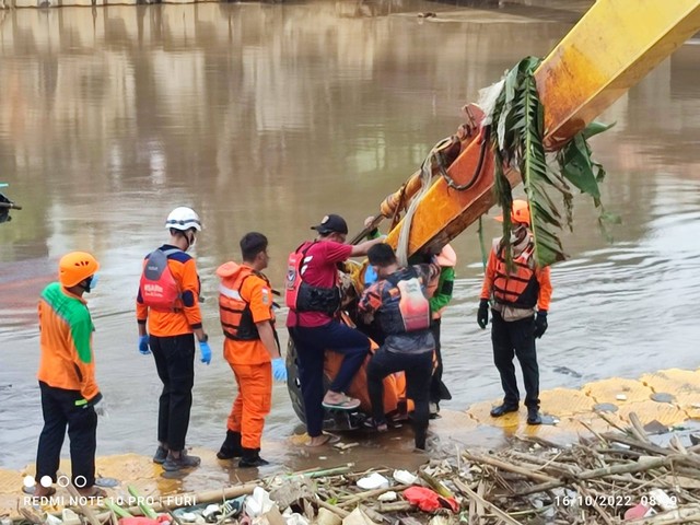 Mahasiswa IPB Yang Terseret Banjir Tewas: Hanyut 70 Km; Ditemukan Di ...