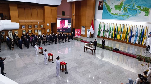 Mendagri Resmi Lantik Heru Budi Hartono Jadi Pj Gubernur DKI Jakarta ...