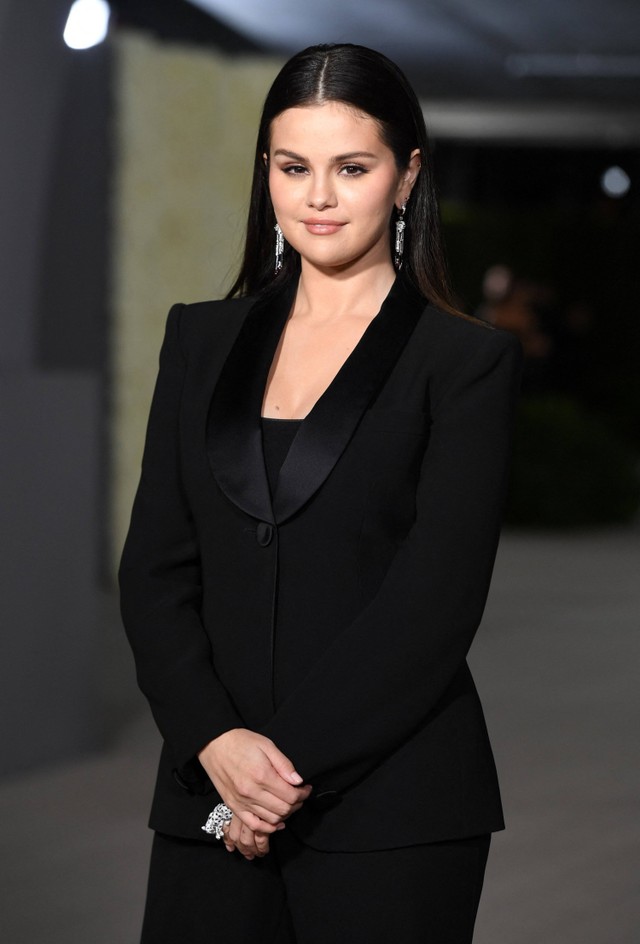 Selena Gomez di acara Academy Museum Gala. Foto: VALERIE MACON / AFP