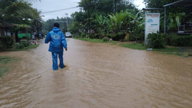 Banjir di Desa Sitiarjo, Kecamatan Sumbermanjing Wetan, Kabupaten Malang. Foto: Aisyah Nawangsari