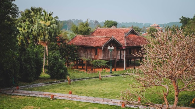 Ilustrasi Villa Murah di Tawangmangu. Foto: Unsplash/fuu.