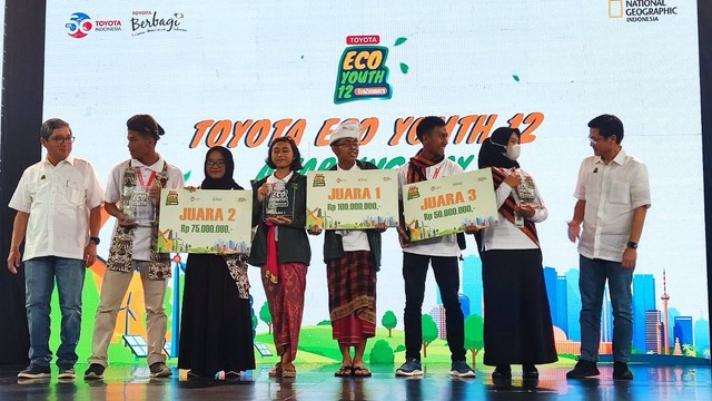 Inovasi biobriket dari SMA Negeri Bali Mandara juara Toyota Eco Youth ke-12. Foto: Aditya Pratama Niagara/kumparan