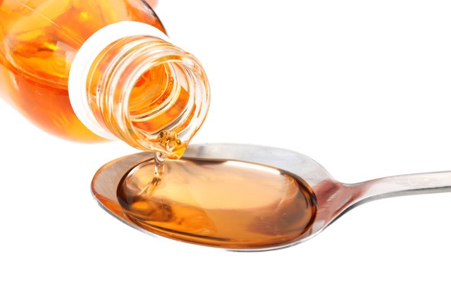 Ilustrasi obat sirup. Foto: Shutterstock