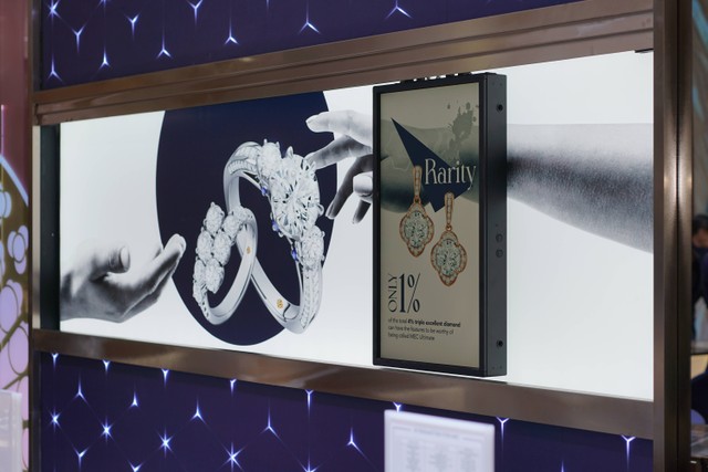 Teknologi High-Definition Diamond Journey Monitor. Foto: dok. Mondial
