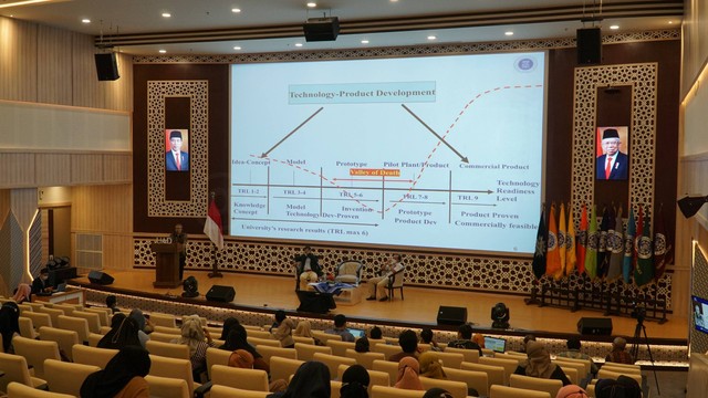 Sentra HKI LPPM Universitas Ahmad Dahlan (UAD) menyelenggarakan seminar bertajuk “Strategi Merancang Inovasi Bernilai Komersial” (Foto: Humas UAD)