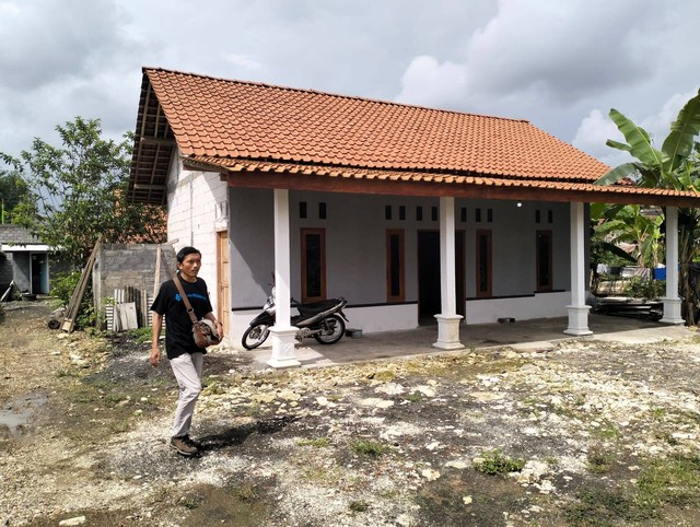 Suasana rumah keluarga penyanyi campursari di Gunungkidul yang meninggal usai jadi korban KDRT. Foto: erfanto/Tugu Jogja