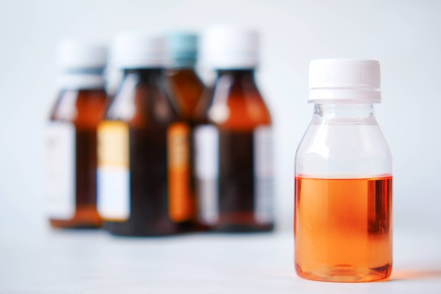 Ilustrasi obat sirup Lerzin Cetirizine Hydrochloride. Foto: Unsplash