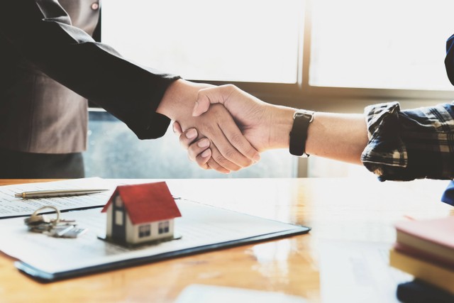 Ilustrasi Jual-Beli Properti. Foto: Shutterstock.
