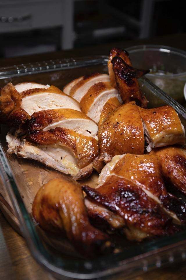 Ilustrasi Ayam Asam Manis. Foto: Unsplash