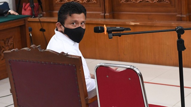 Terdakwa kasus pembunuhan berencana Brigadir Yosua Hutabarat, Ferdy Sambo mengikuti sidang lanjutan di PN Jakarta Selatan, Jakarta, Rabu (26/10/2022). Foto: Akbar Nugroho Gumay/Antara Foto