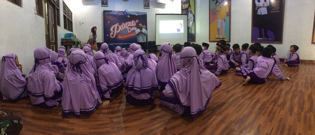 Suasana Parent Day di SD Muhammadiyah Purwodingratan. Dokumentasi: Penulis