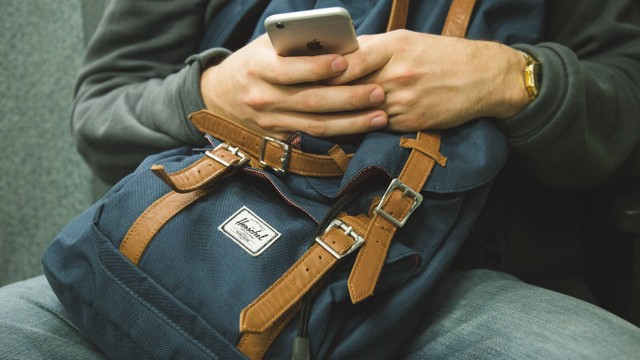 Ilustrasi Kunci Jawaban TTS Asli Level 1, sumber foto (Josh Felish) by unsplash.com
