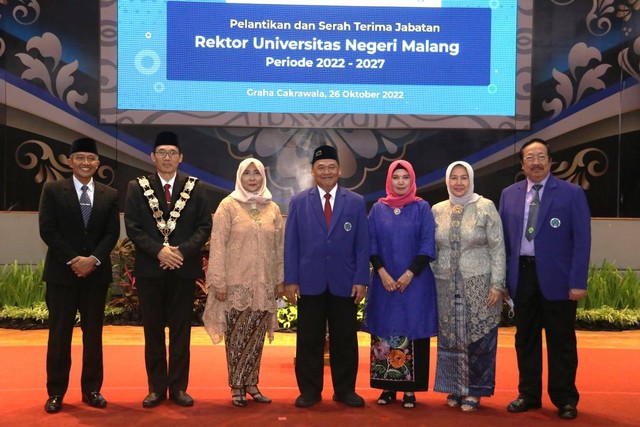 Pelantikan dan serah terima jabatan Rektor UM periode 2022-2027. Foto / dok Humas UM