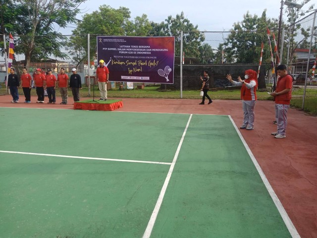 Upacara pembukaan kegiatan latihan tenis bersama Persatuan Tenis Pengayoman (PTP) Sumsel dalam menyukseskan dan mendukung forum G20 di Indonesia