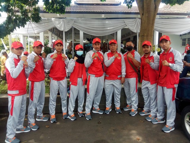 Atlet Tarung Derajat Kabupaten Kuningan menargetkan diri meraih 2 medali emas di ajang Pekan Olah Raga Provinsi (Porprov) Jawa Barat. (Andri)