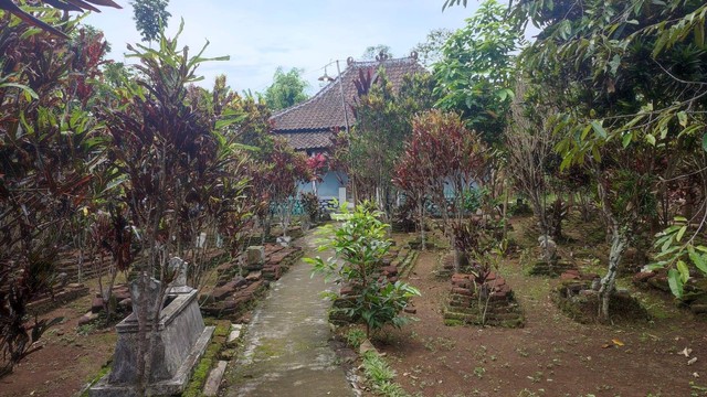 Dokumen Pribadi (Komplek Makam Pangeran Benowo)