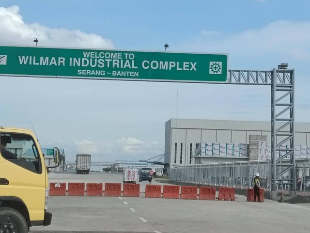 Kawasan Industri Terpadu (KITW) Wilmar di Serang, Banten.  Foto: Akbar Maulana/kumparan