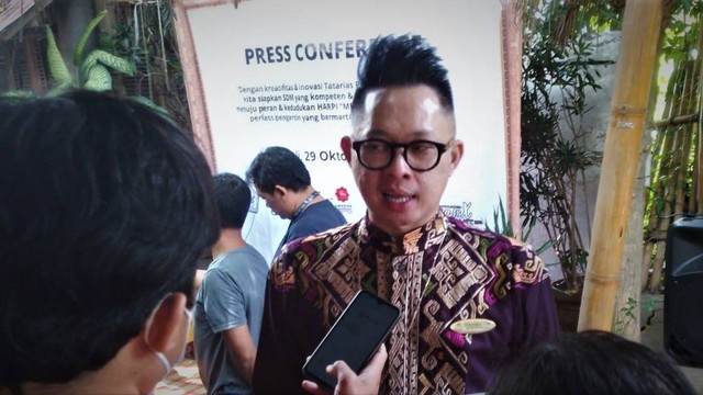Ketua Rakernas Harpi Melati Bali, R. Ahmad Kannas Koesasih S - LSU