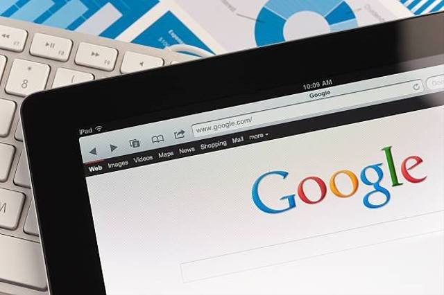 Ilustrasi cara menghilangkan iklan di Google Chrome PC. Foto: Unsplash.