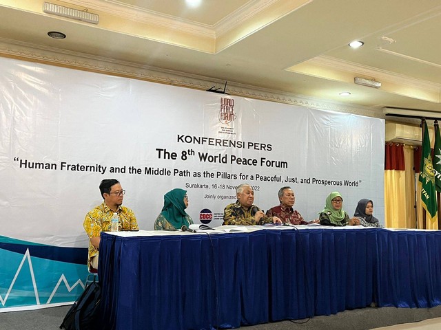 Konferensi Pers World Peace Forum ke-8 di Gedung Pusat Dakwah Muhammadiyah, Senin (31/10). Foto: Haya Syahira/kumparan